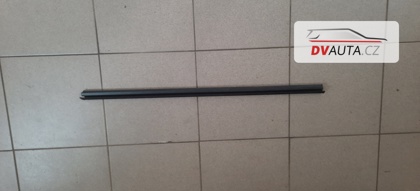 Levé zadní vnitřní těsnění okna 6V0837479/480B